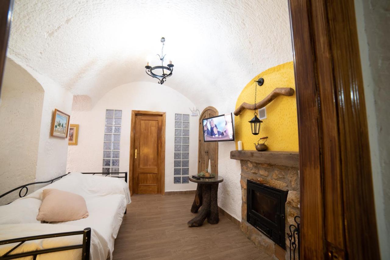 Villa Cuevas Cortijo Gachas à Guadix Extérieur photo